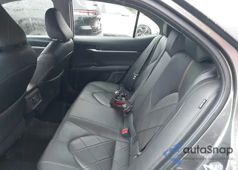 2018 Toyota Camry Xle из США, поврежденный, VIN 4T1B11HK5JU018498